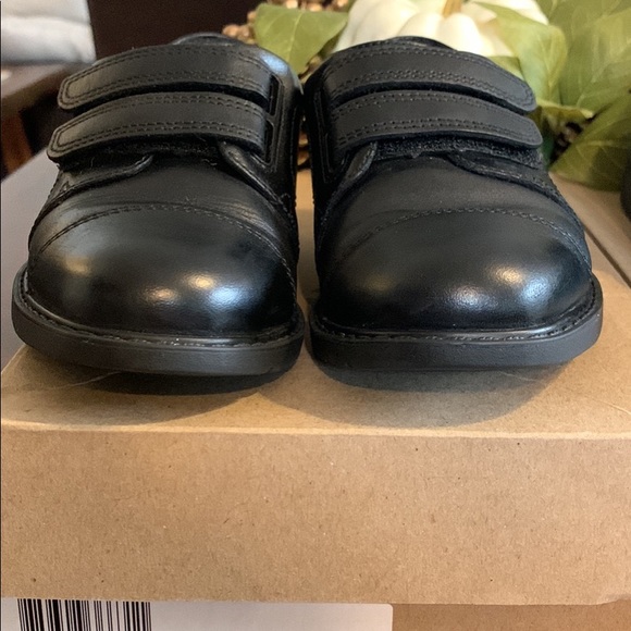 Clark’s black Leather shoes for boys - Picture 7 of 7